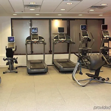 Embassy Suites By Hilton Detroit Metro Airport 