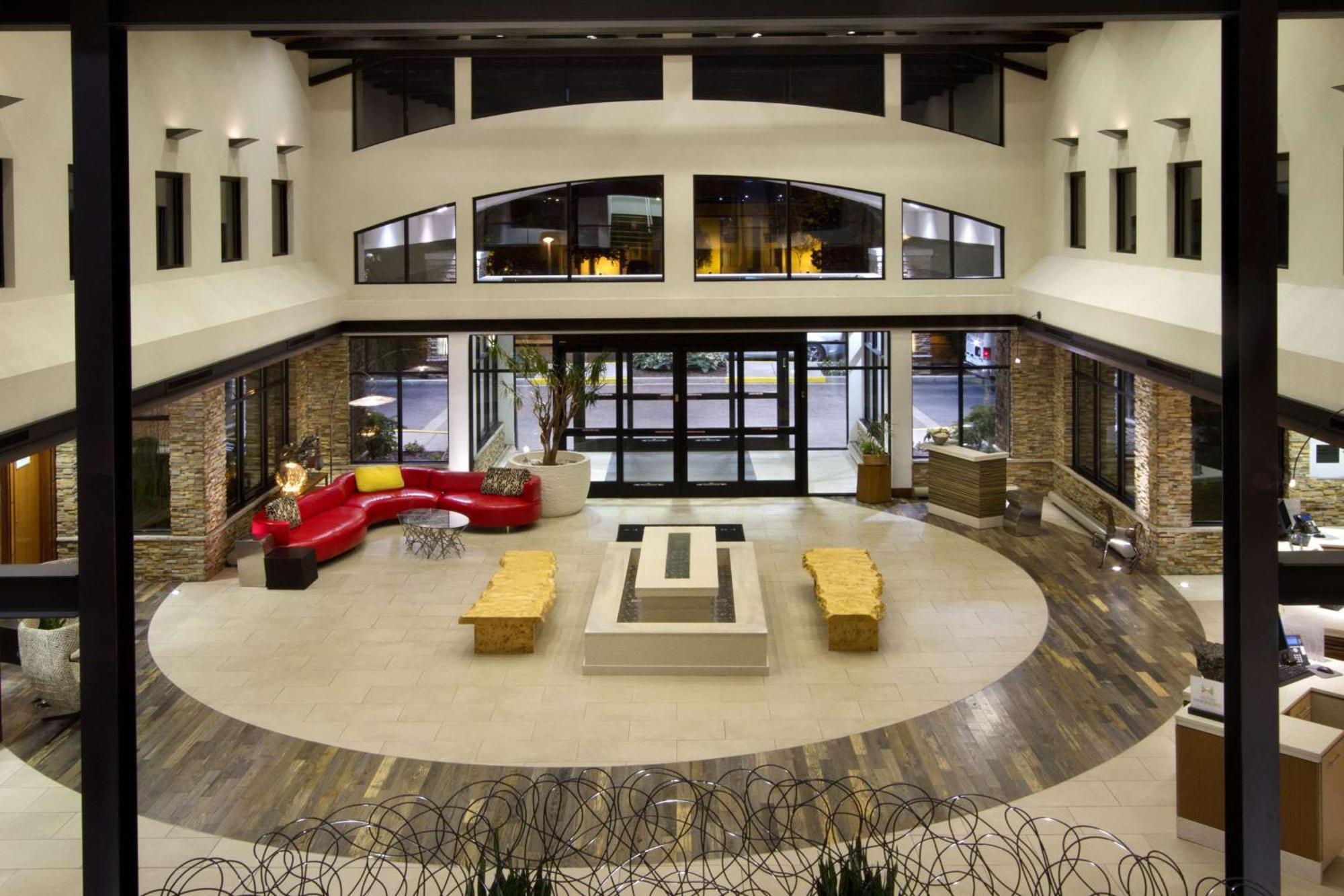 Embassy By Hilton Detroit Metro Airport Romulus
