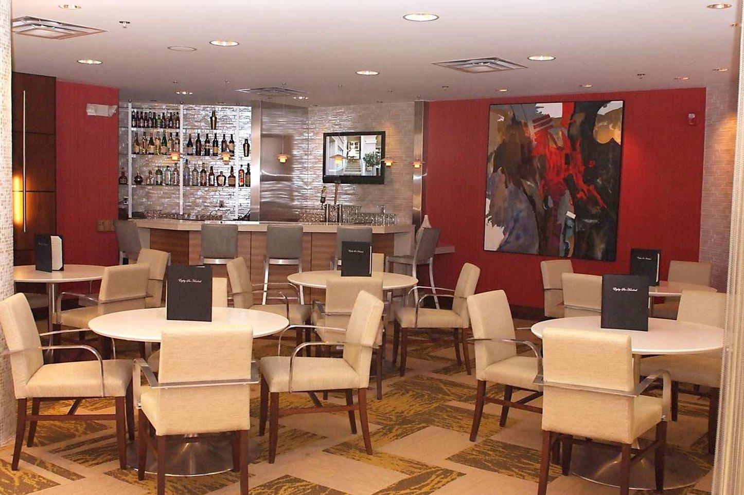 Hotel Embassy By Hilton Detroit Metro Airport 3*